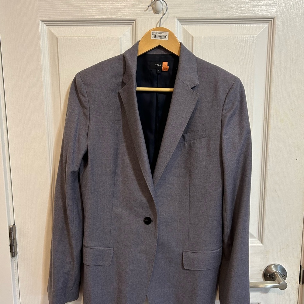 Theory lavender blazer